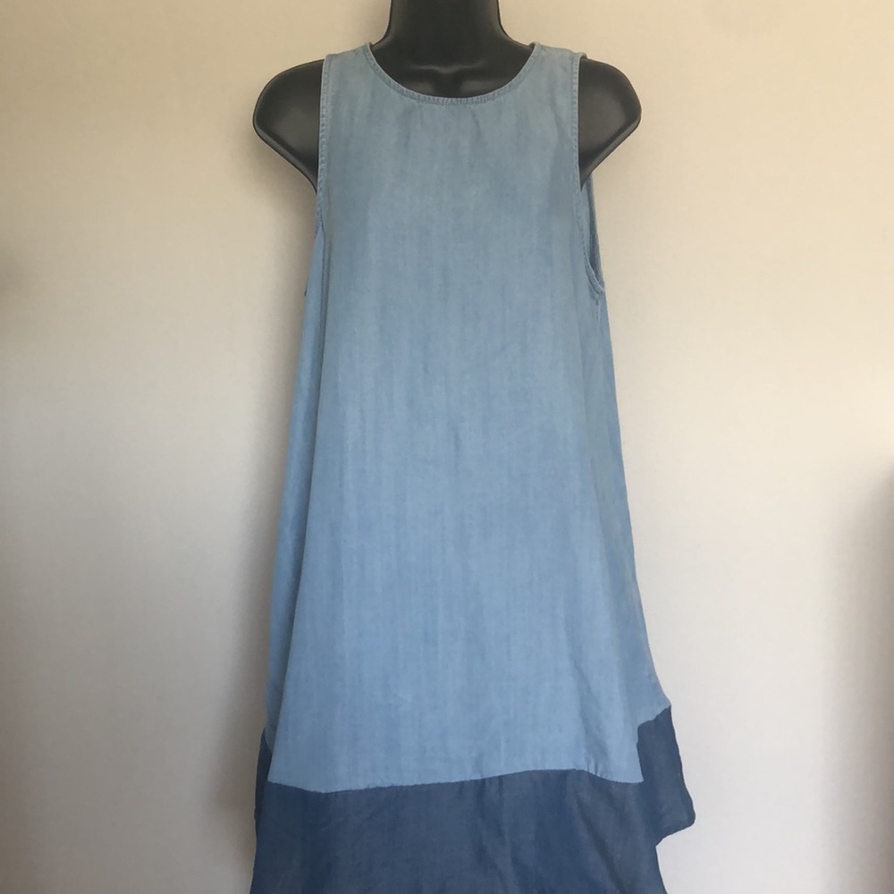 Chelsea & Theodore Denim Chambray Sleeveless Dress Sz M